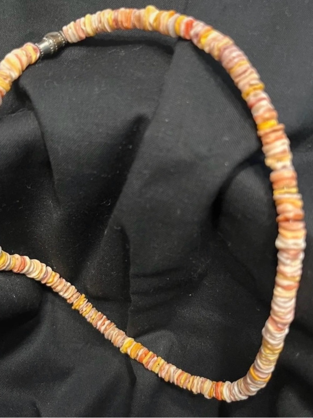 1990’s Sotnick 16” Multicolor Shell Puka Necklace: light coral, tan, ivory